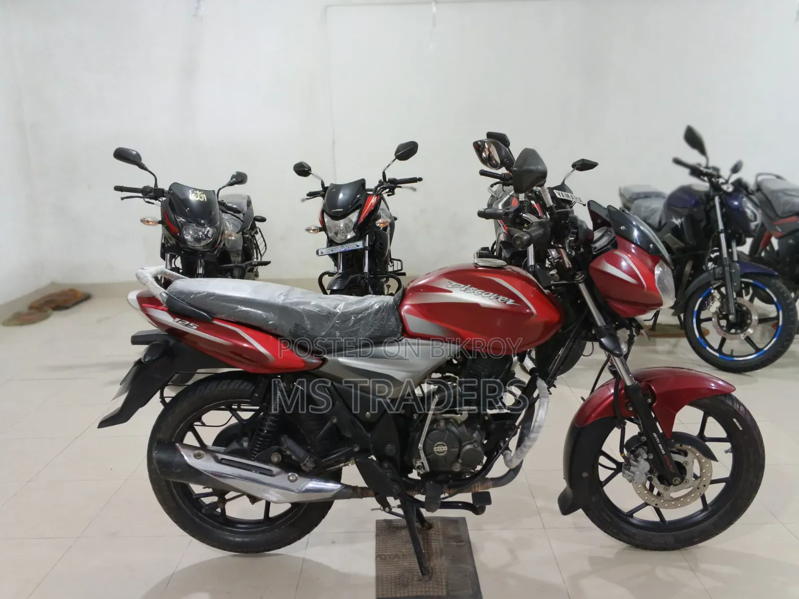 Bajaj Discover 125 2021 Red