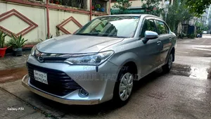 টয়োটা এক্সিও ১.৫ এক্স ২ডব্লিউডি ২০১৫ সিলভার