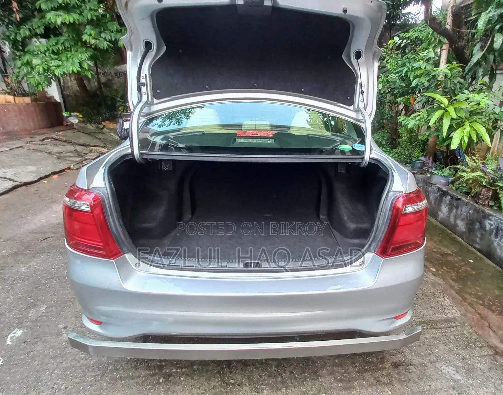 টয়োটা এক্সিও ১.৫ এক্স ২ডব্লিউডি ২০১৫ সিলভার