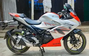Suzuki Gixxer SF FI 2024 Orange