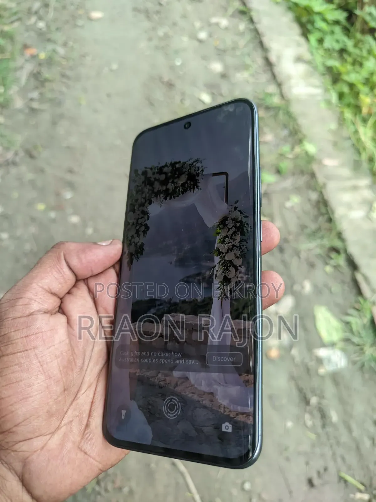 নতুন টেকনো স্পার্ক ৪০ প্রো ২৫৬ জিবি কালো