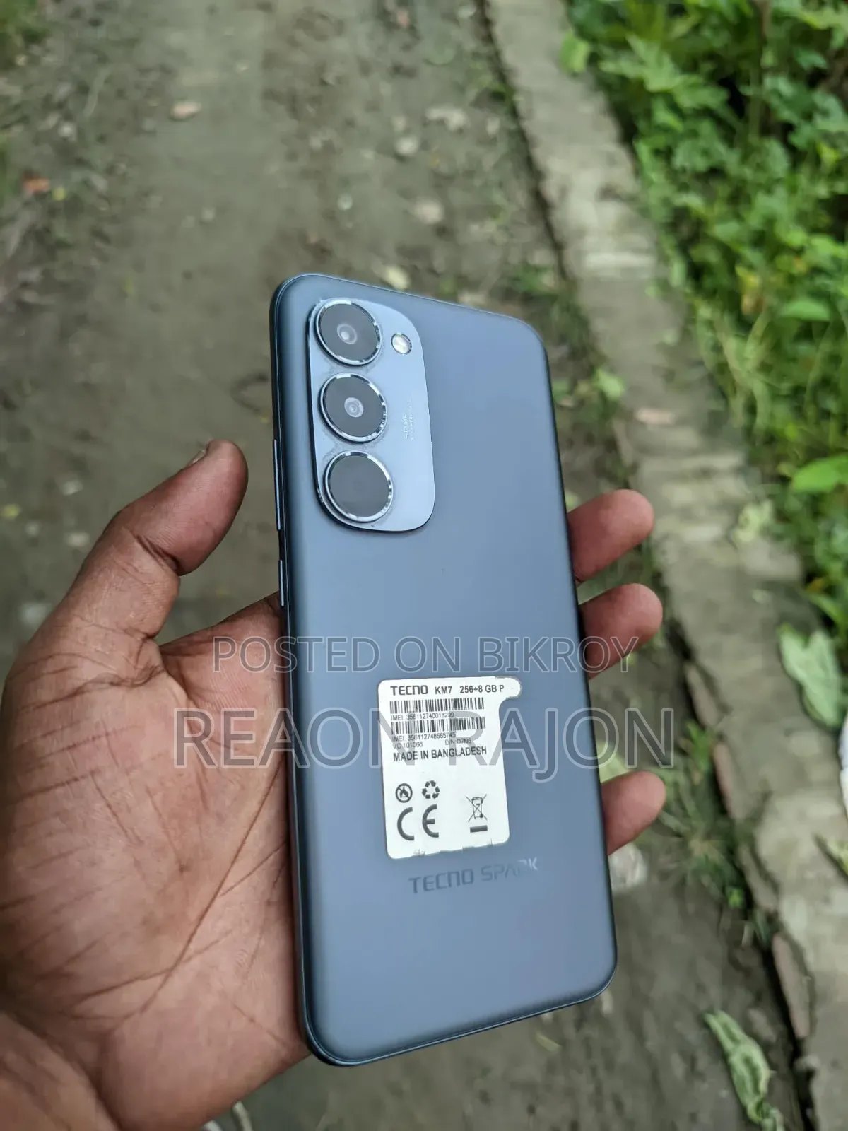 নতুন টেকনো স্পার্ক ৪০ প্রো ২৫৬ জিবি কালো