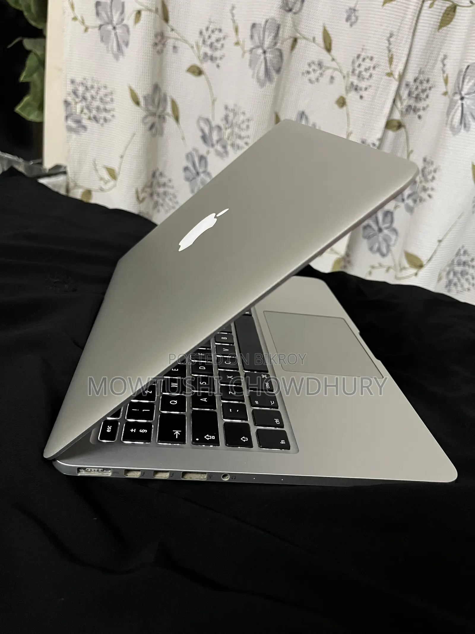 Laptop Apple MacBook Pro 2015 8GB Intel Core I5 SSD 256GB