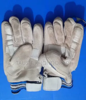 Adidas Pro 99 Cricket Batting Gloves. Duce Ball Batting Gloves.