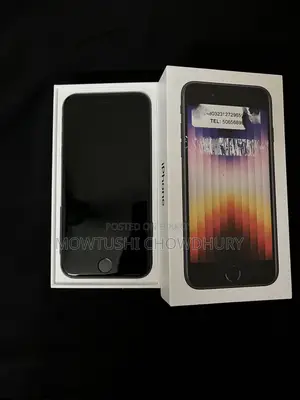 Apple iPhone SE (2022) 64 GB Black