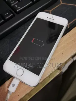 Apple iPhone SE 32 GB White