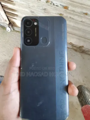 Tecno Spark 8C 64 GB Silver