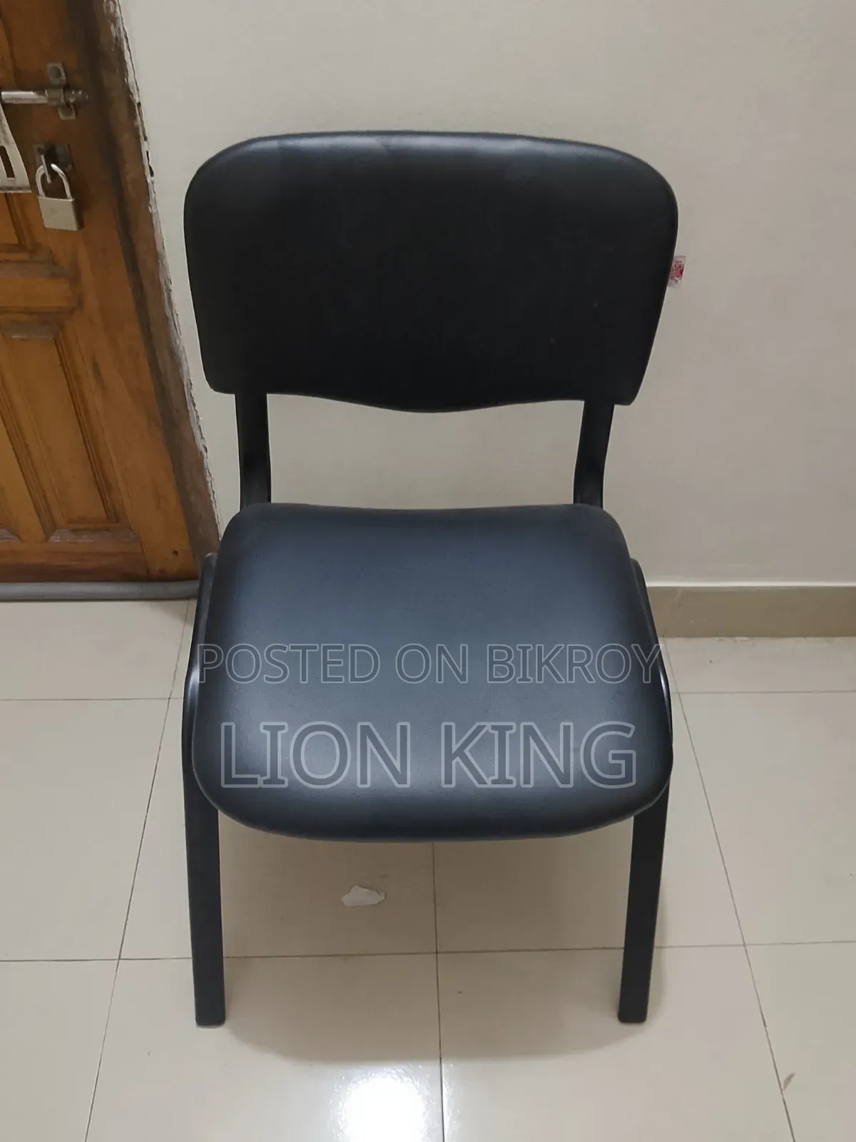 Regal Chair