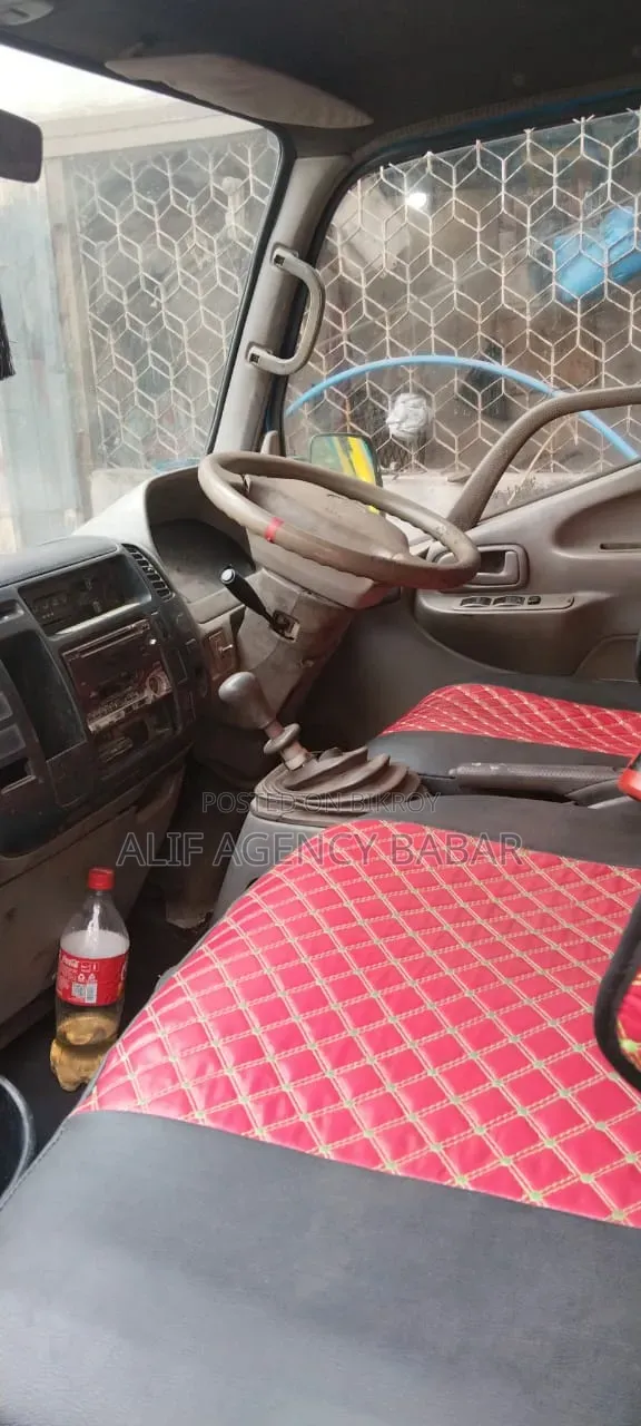 Toyota Cover Van Model 2018