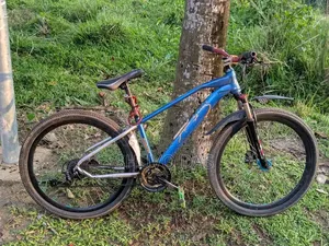 Gear Cycle Stand Cycle