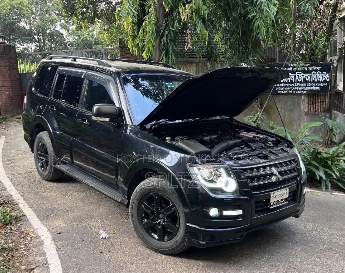 Mitsubishi Pajero 2006 Black