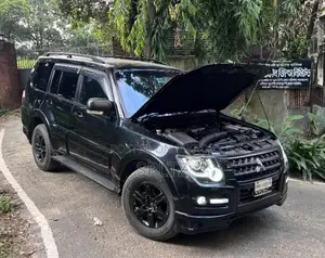 Mitsubishi Pajero 2006 Black