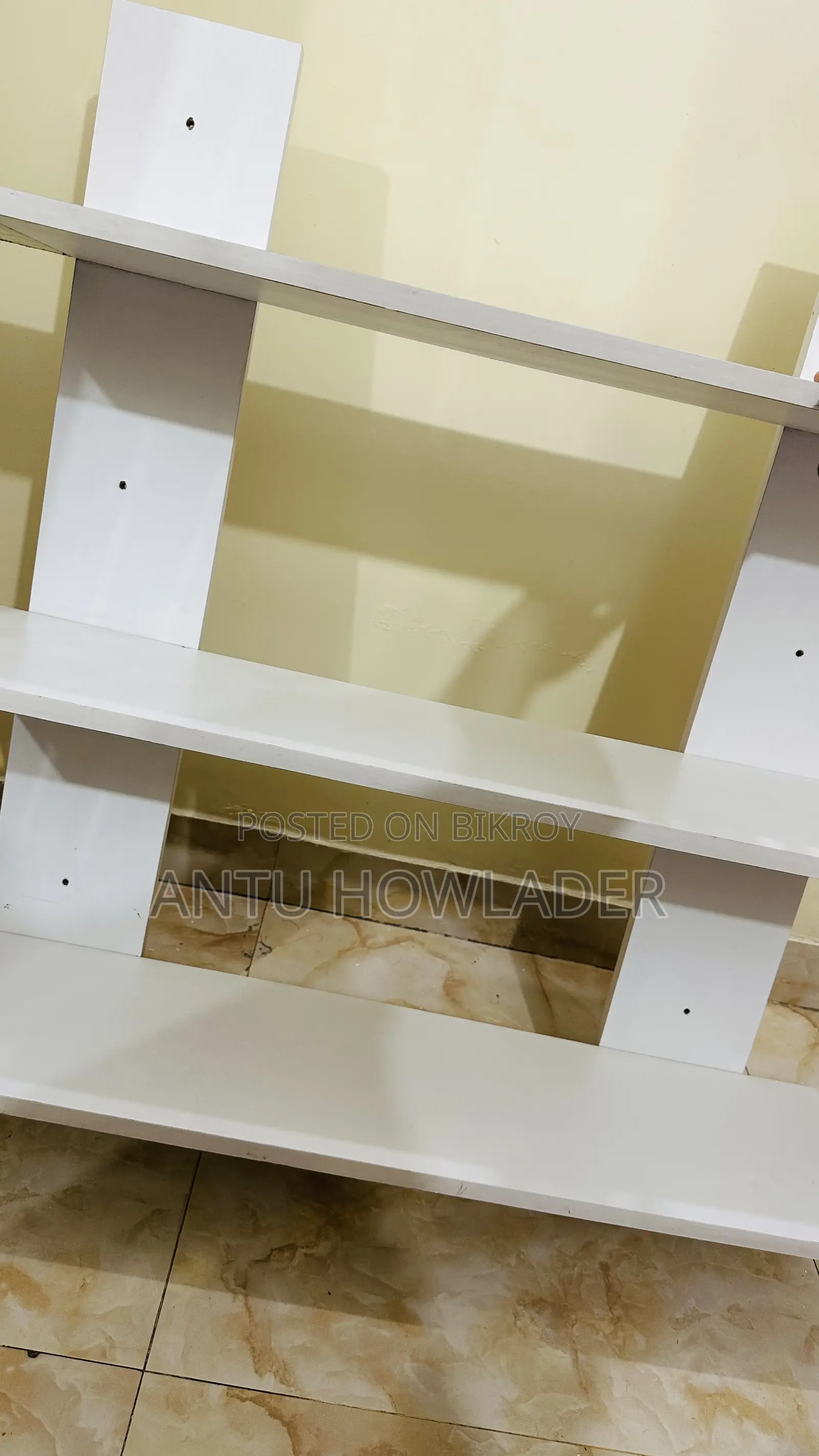 Smart Wall Book Shelf 3x3 Feet