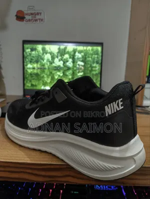 Nike Revolution 7 Shoes | New | 1:1 Premium | 1 Day Used | Size: 42