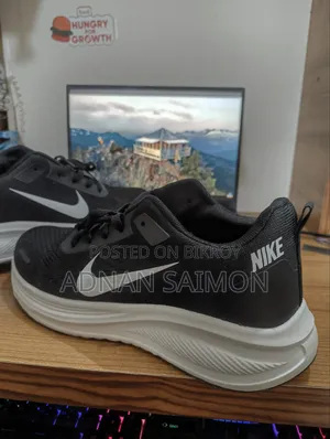 Nike Revolution 7 Shoes | New | 1:1 Premium | 1 Day Used | Size: 42