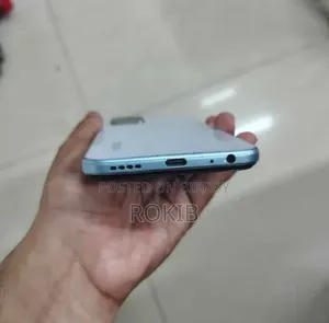 Vivo Y21 64 GB Blue