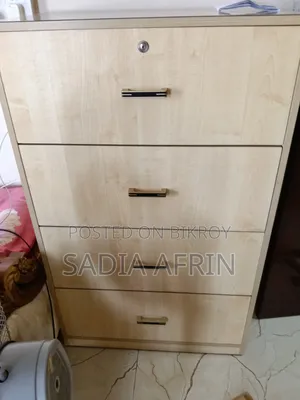 Single Wardrobe.