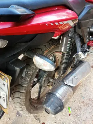TVS Apache RTR 160 2V 2022 Red