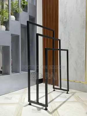 Modern Cloth Hanger Stand