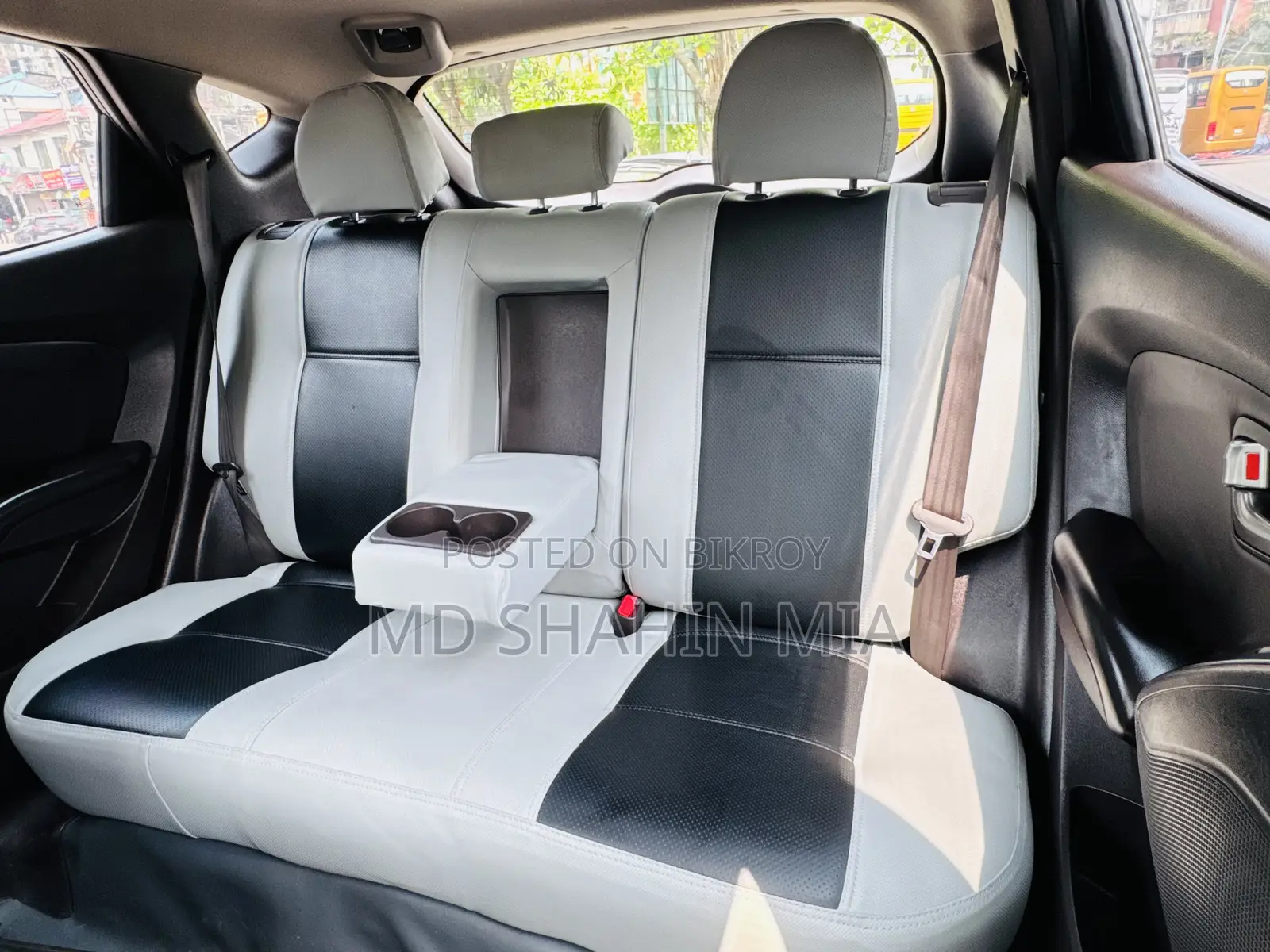 Hyundai Tucson Limited FWD ২০১০ কালো