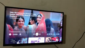 32" Felex Brand Smart TV