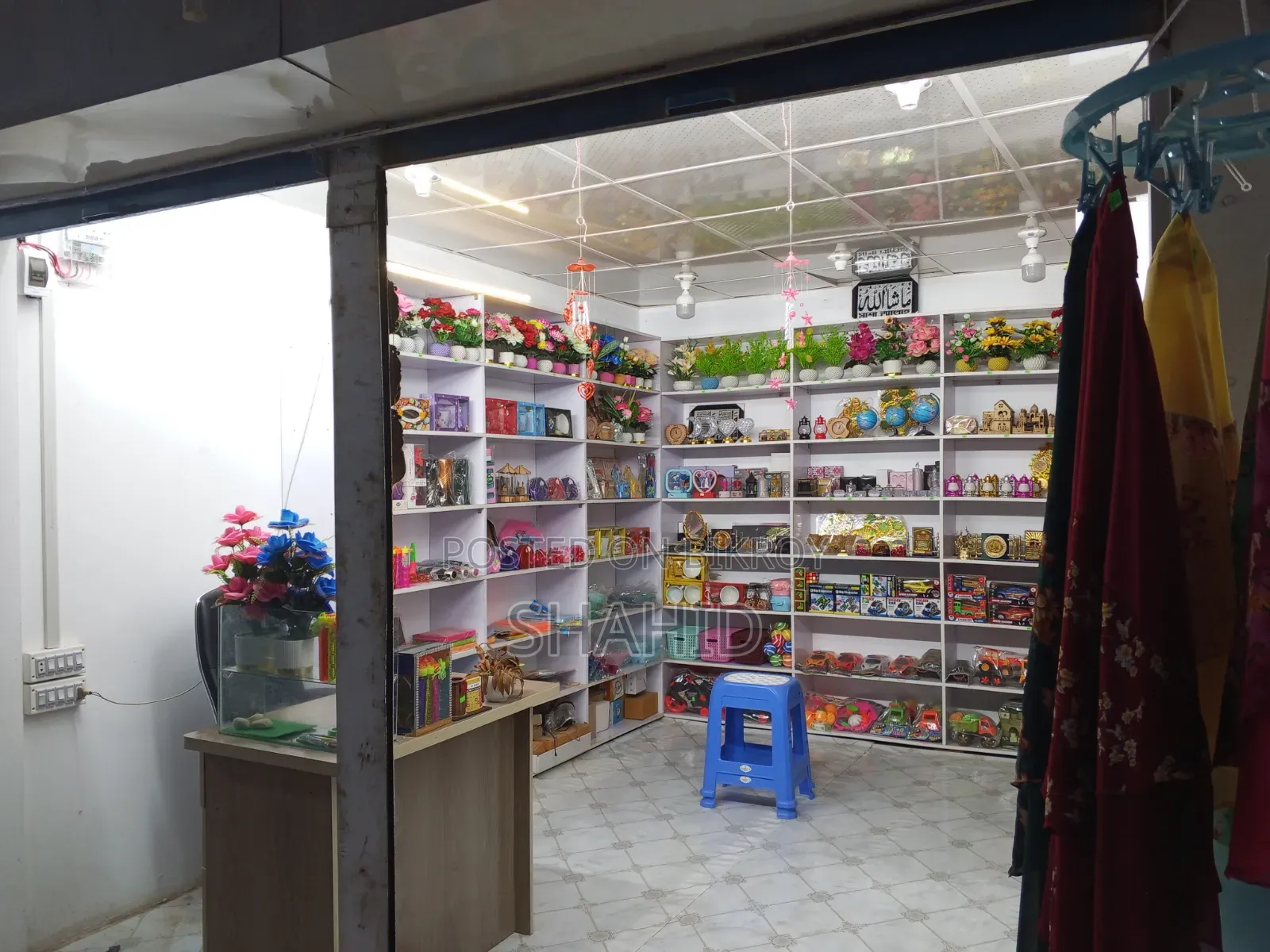 Urgent sale of shop inventory