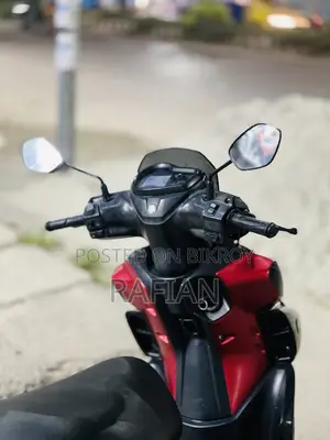 Yamaha 2022 Red