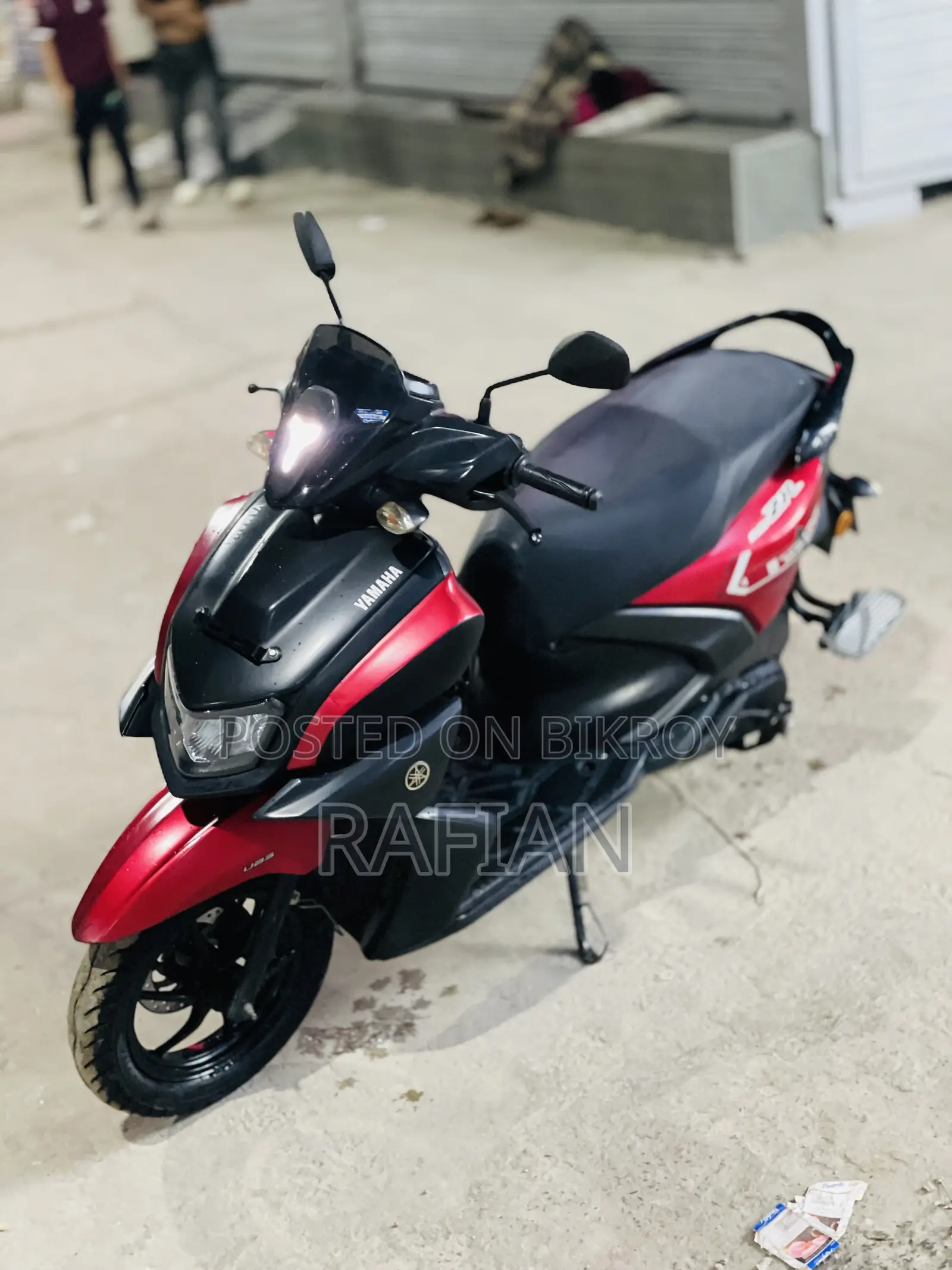 Yamaha 2022 Red