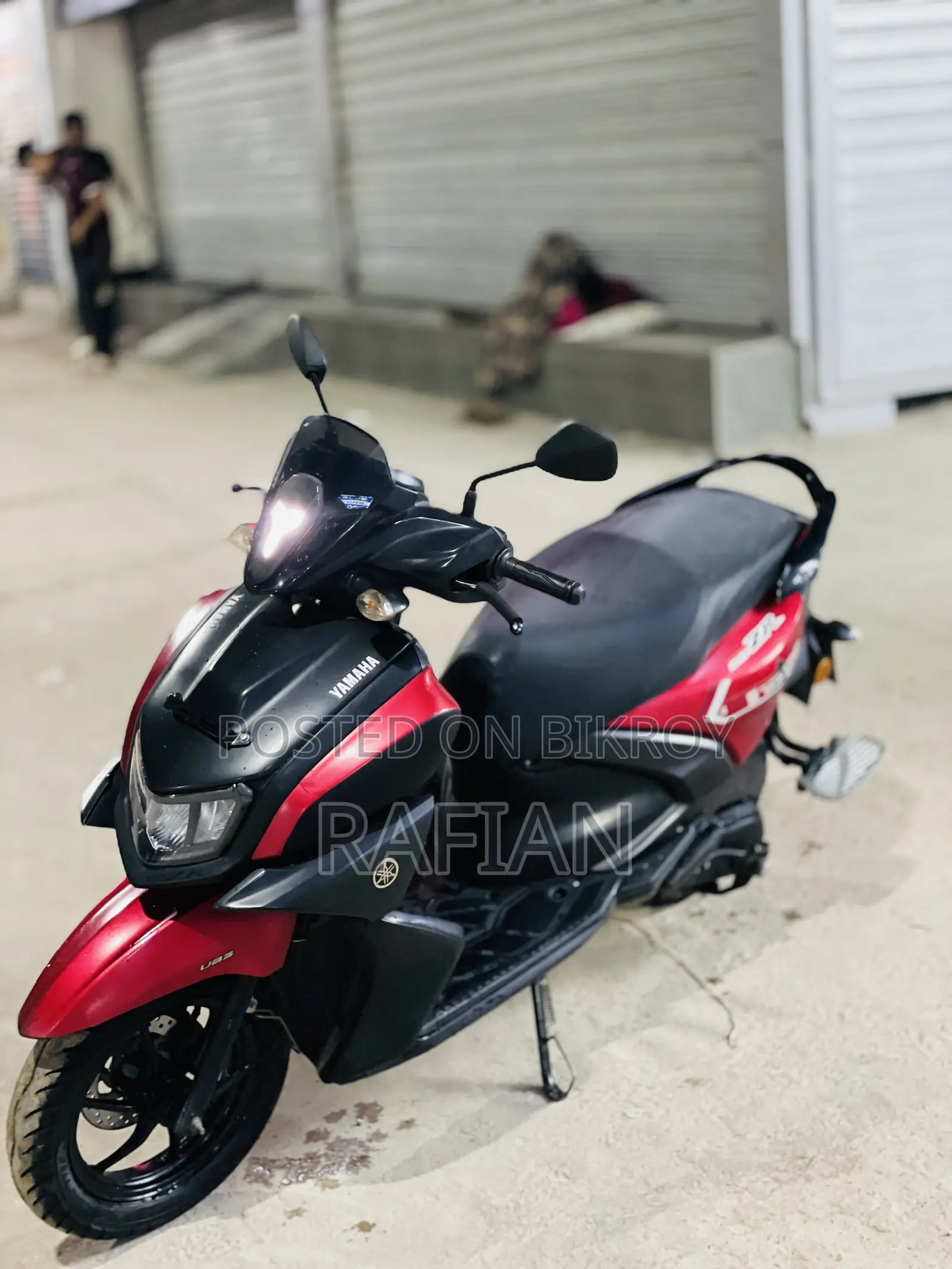 Yamaha 2022 Red