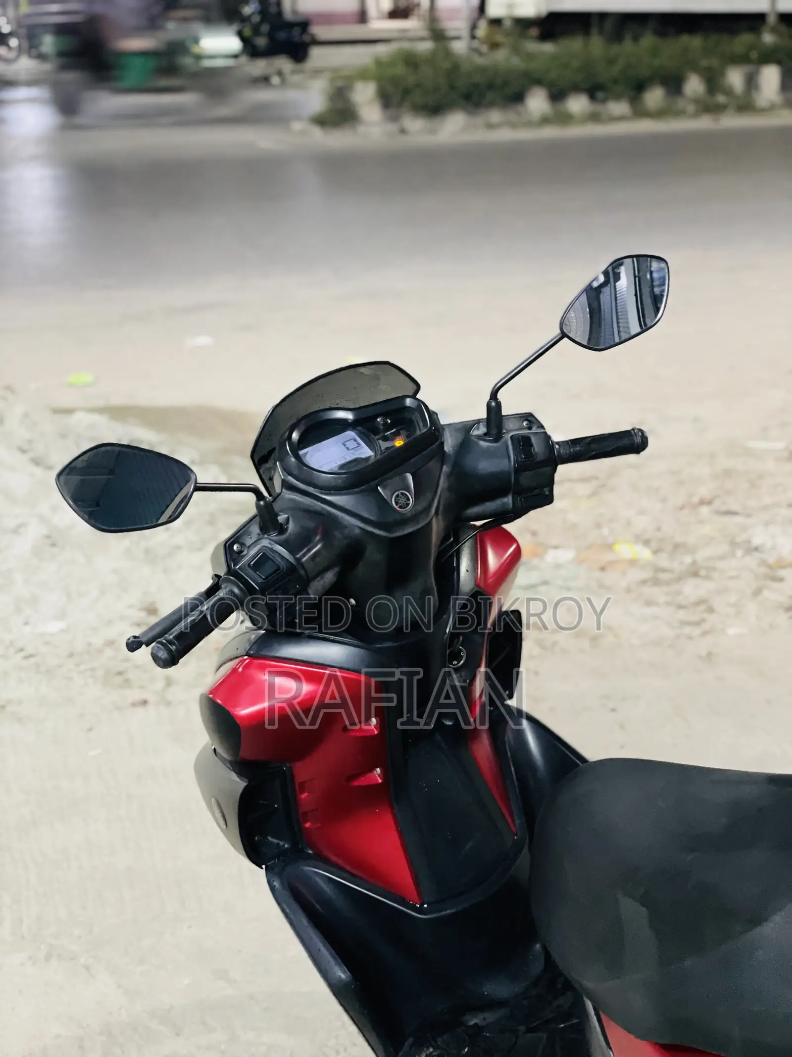 Yamaha 2022 Red