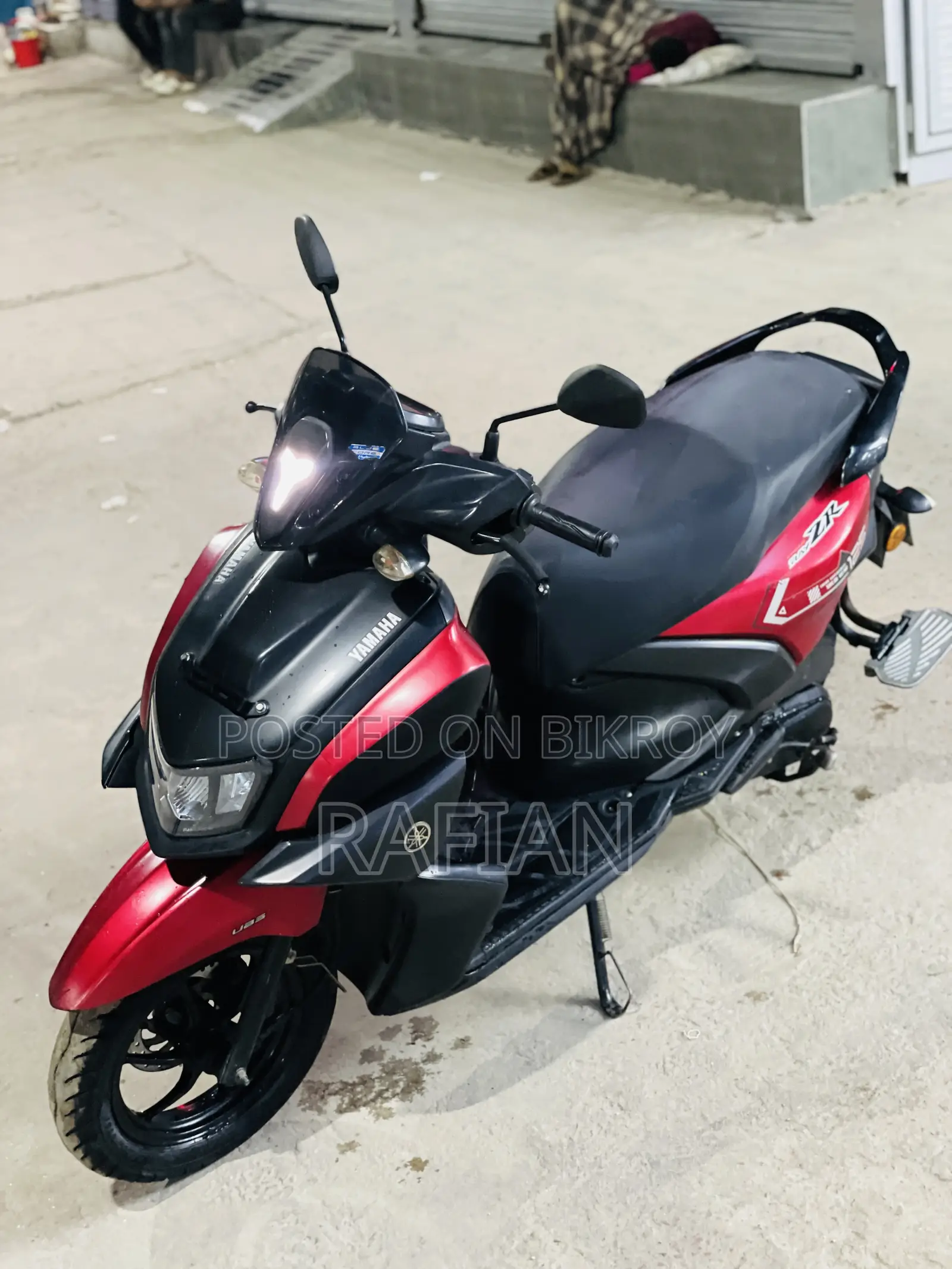Yamaha 2022 Red