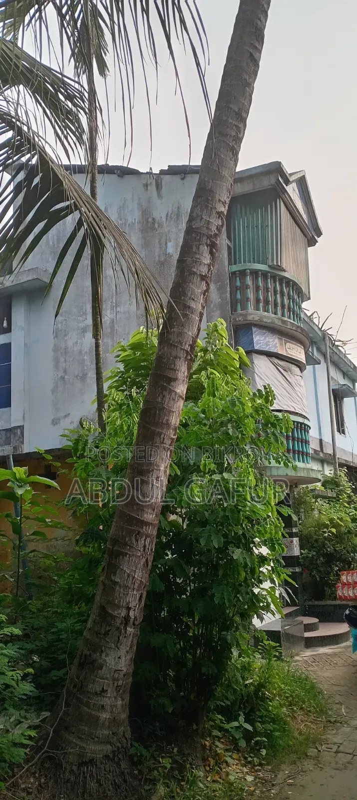 5bdrm Duplex in Abhaynagar for sale
