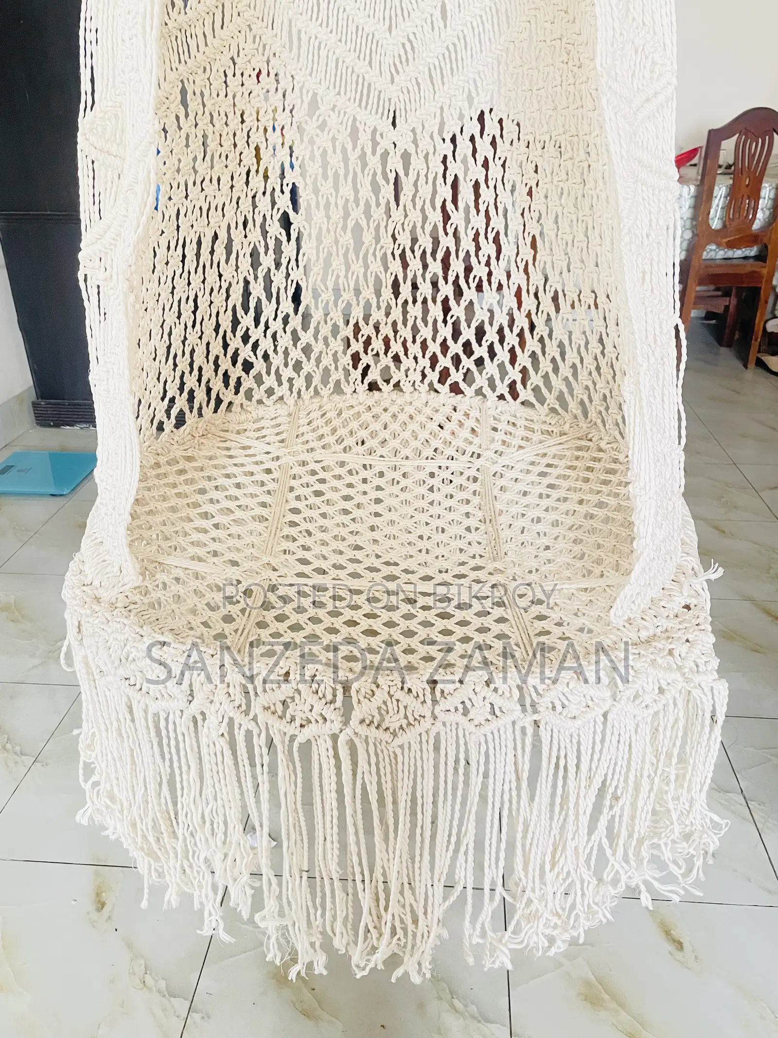 Brand New 30-Inch Round Dolna/Swing Chair for Sale (Unused)