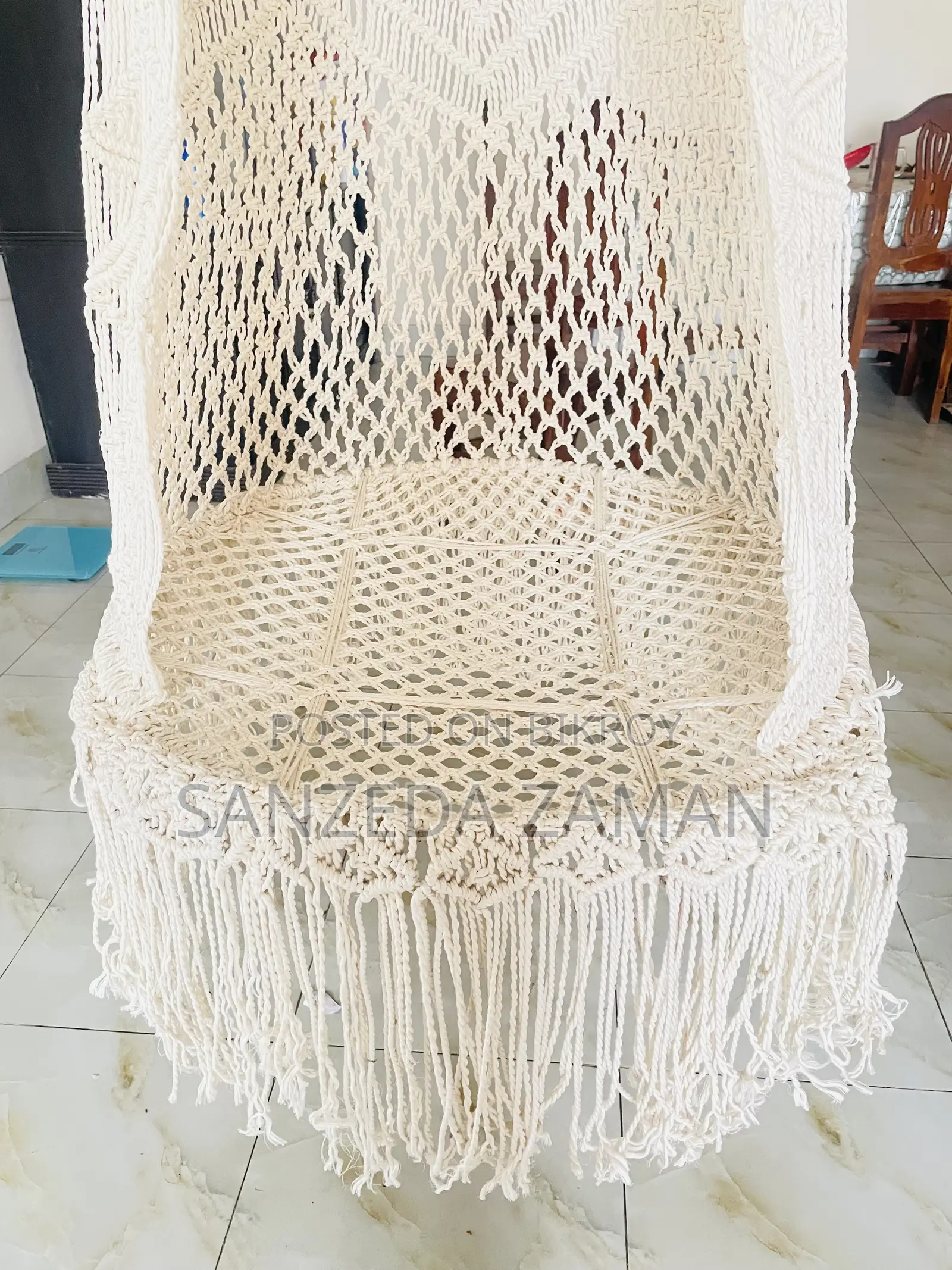 Brand New 30-Inch Round Dolna/Swing Chair for Sale (Unused)