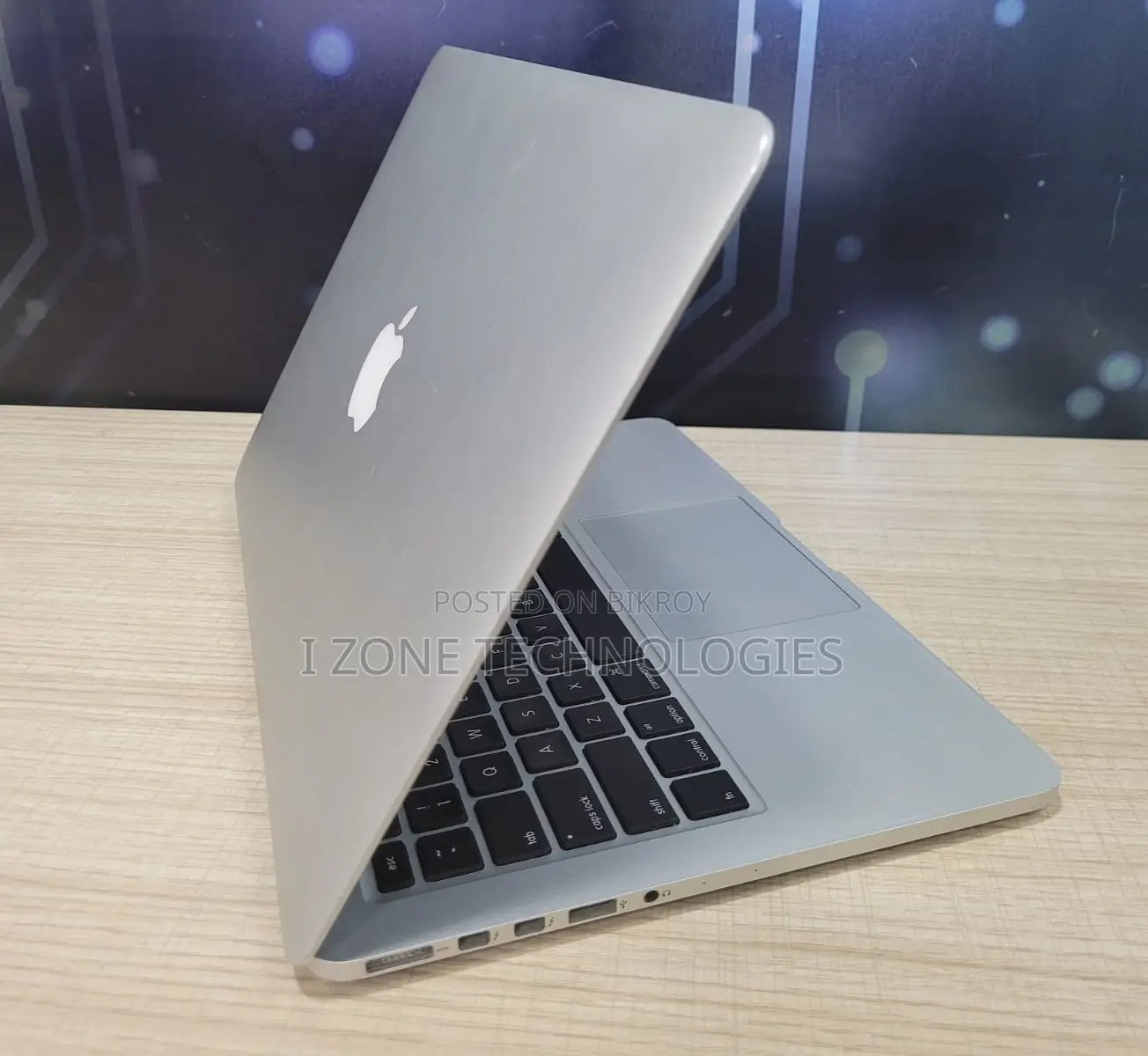 Laptop Apple MacBook Pro 16GB Intel Core i7 SSD 512GB