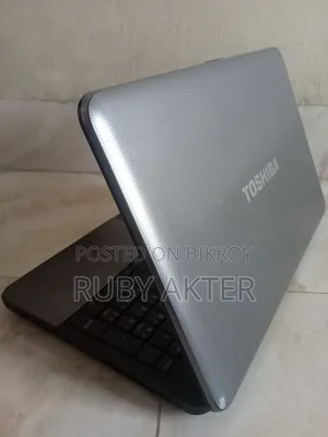 Laptop Toshiba Satellite C870 4GB Intel Core i5 HDD 1T