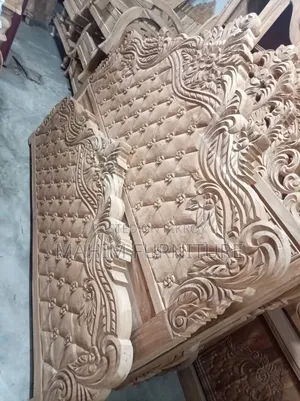 Semi Box Teak Wood Bed