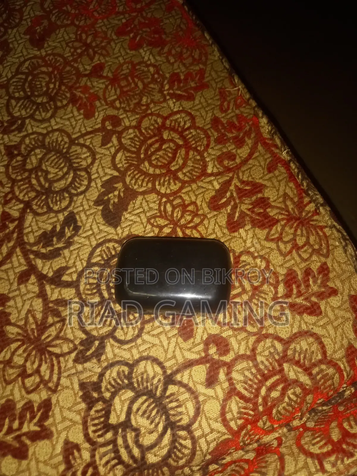 The headphone is very good, I have been using it for a long time