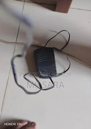 মিনি সেলাই মেশিন