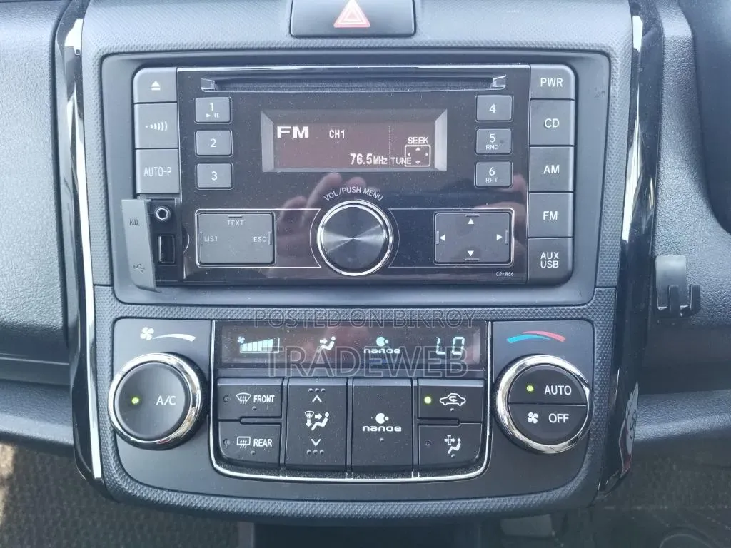 Toyota Axio 2021 Silver