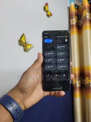 Walton 4 GB Black