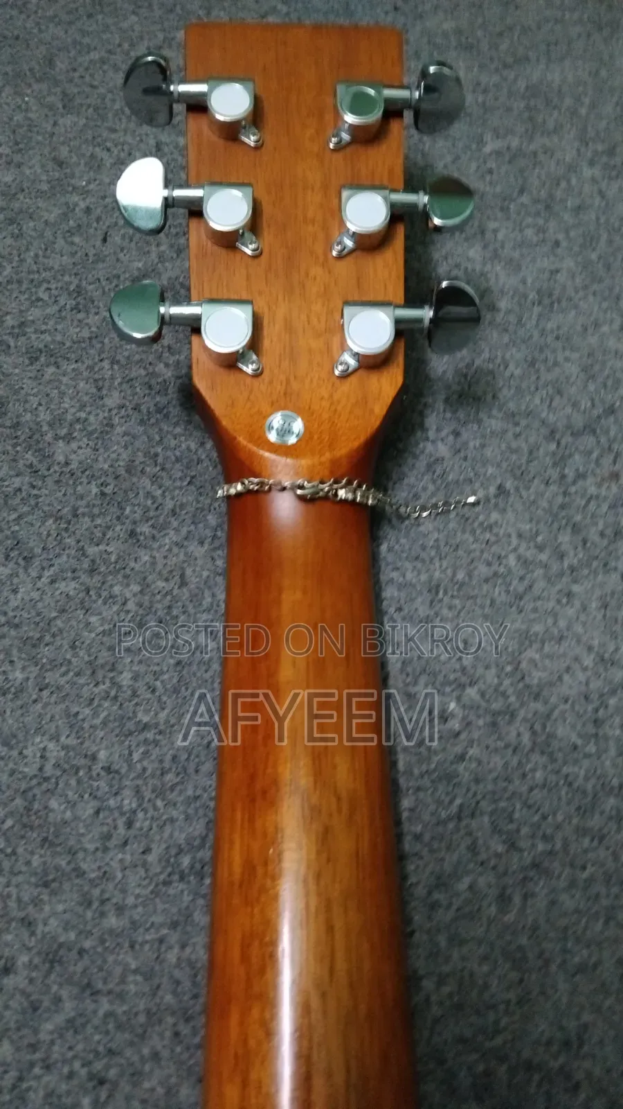 Kadence Acoustic Guitar
