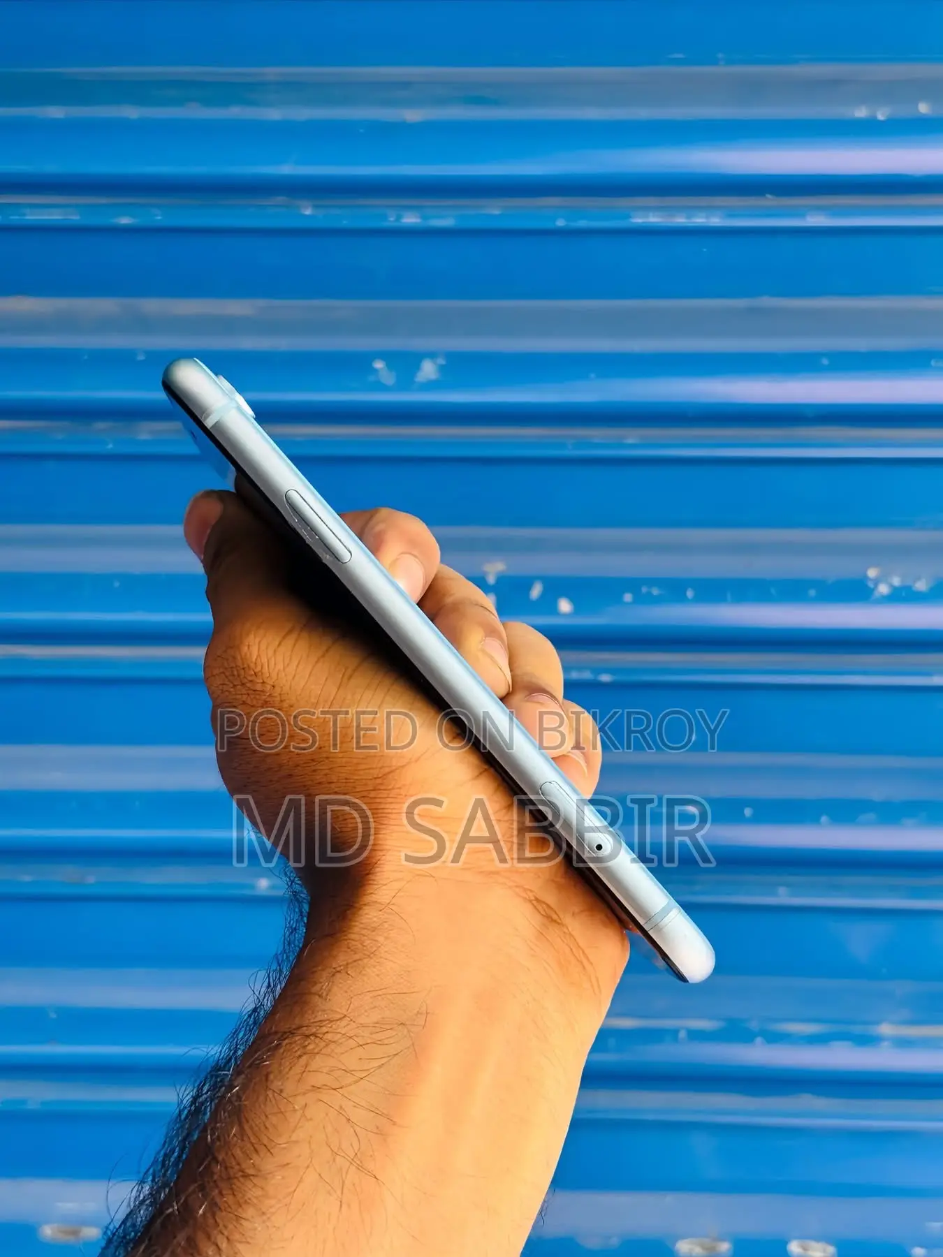 অ্যাপল আইফোন এক্সআর ৬৪ জিবি হোয়াইট