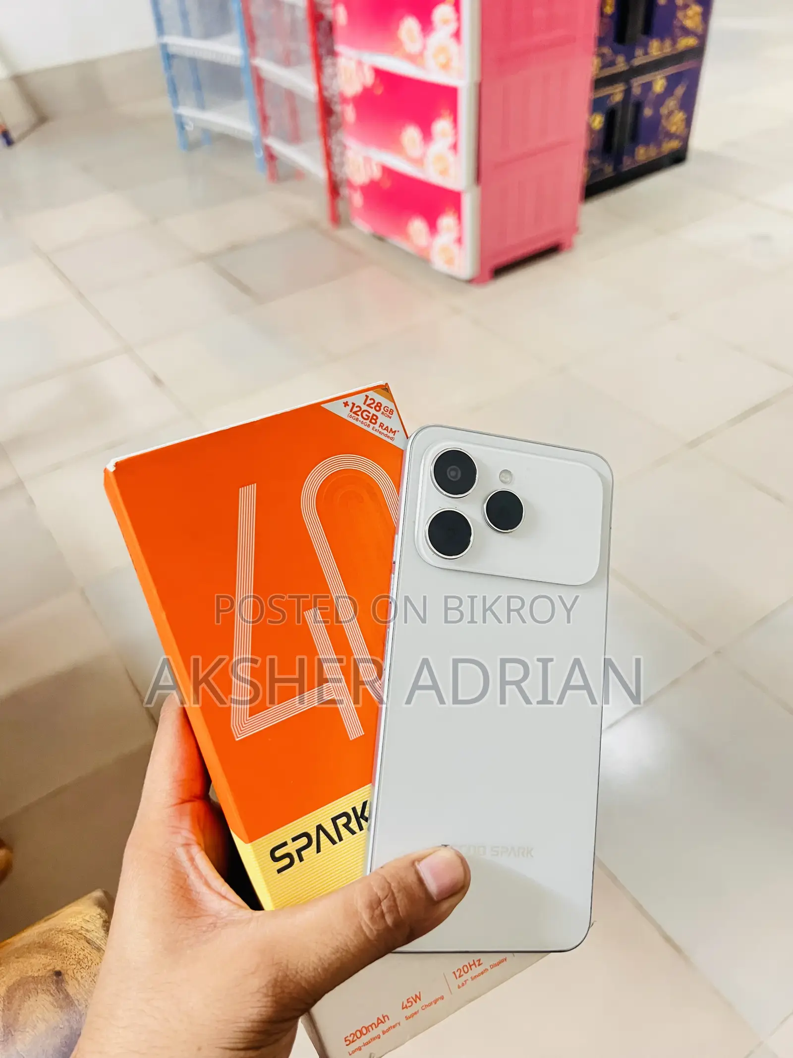 Tecno Spark 40 128 GB White