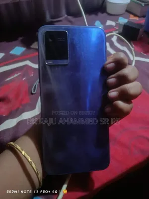 Vivo Y21 64 GB Blue