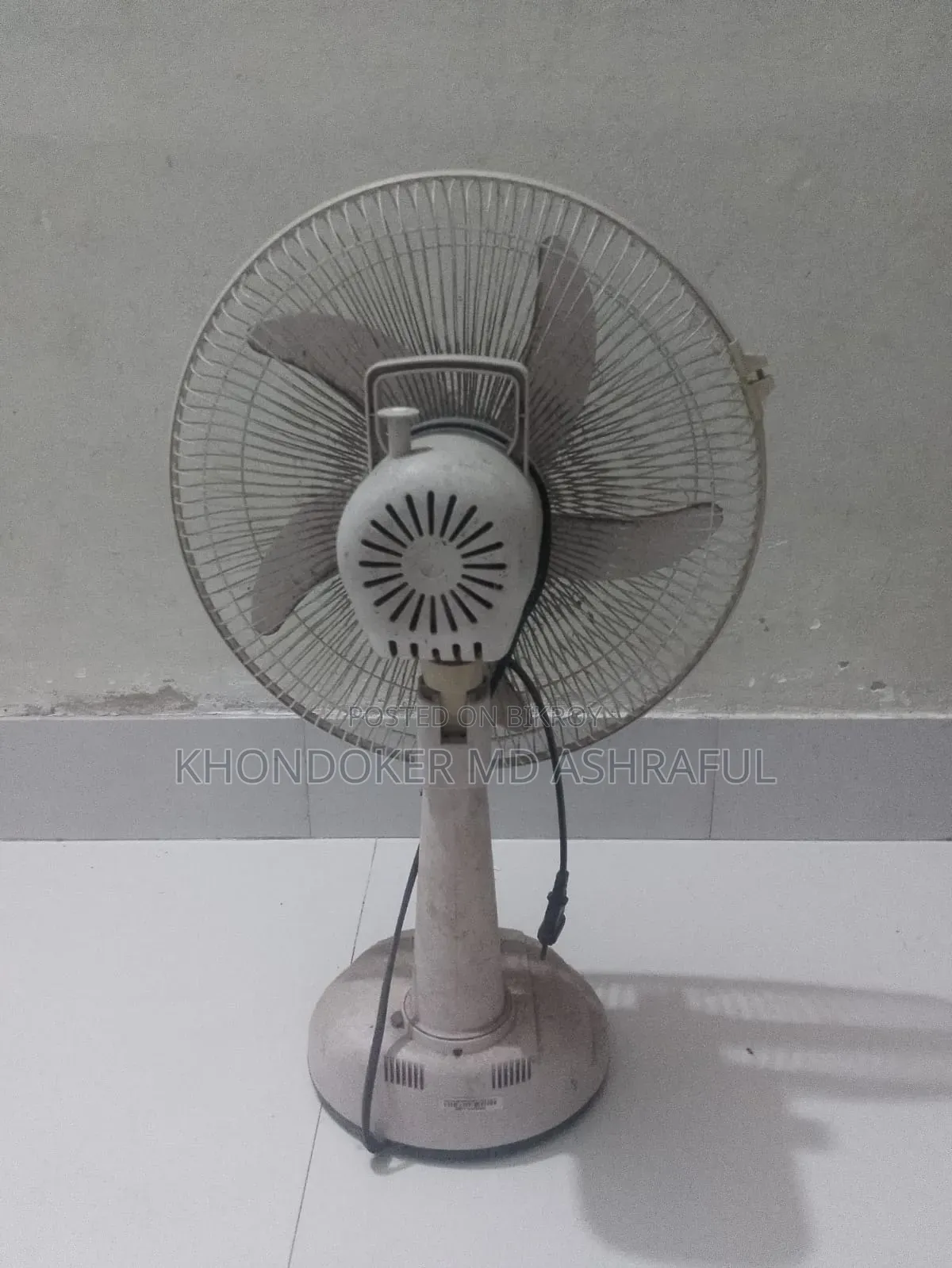 Walton Rechargeable Fan