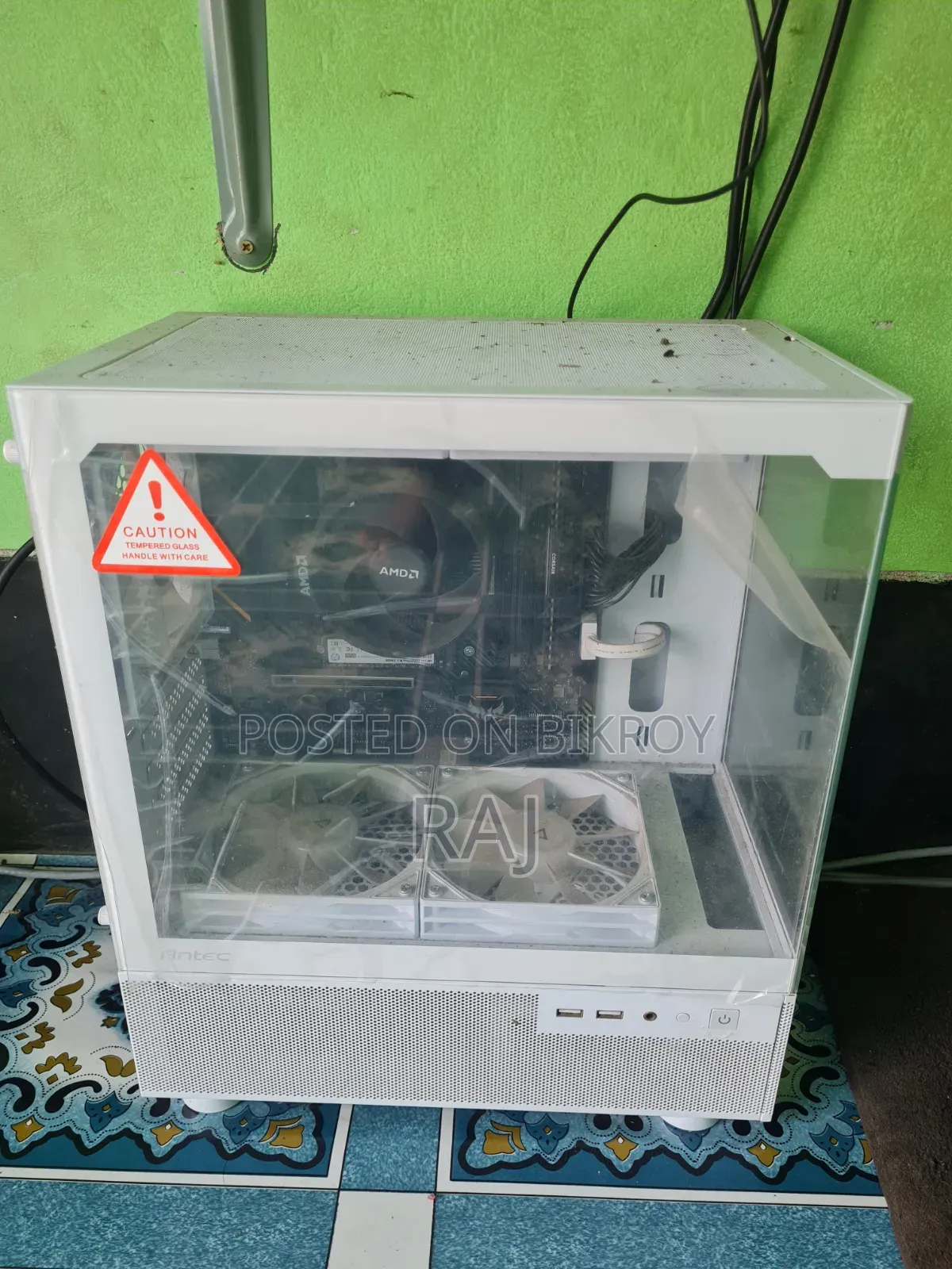 Desktop Computer 8GB AMD Ryzen 5 SSD 256GB