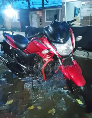 Hero Hunk 150 2017 Red