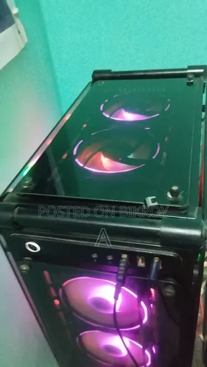Desktop Computer Asus ROG GT51CA 8GB Intel Core I7 SSD 128GB