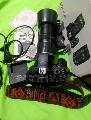 Canon 700d DSLR Camera With 55-250mm IS Zoom Lens